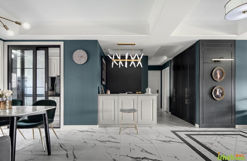 室內(nèi)設(shè)計師